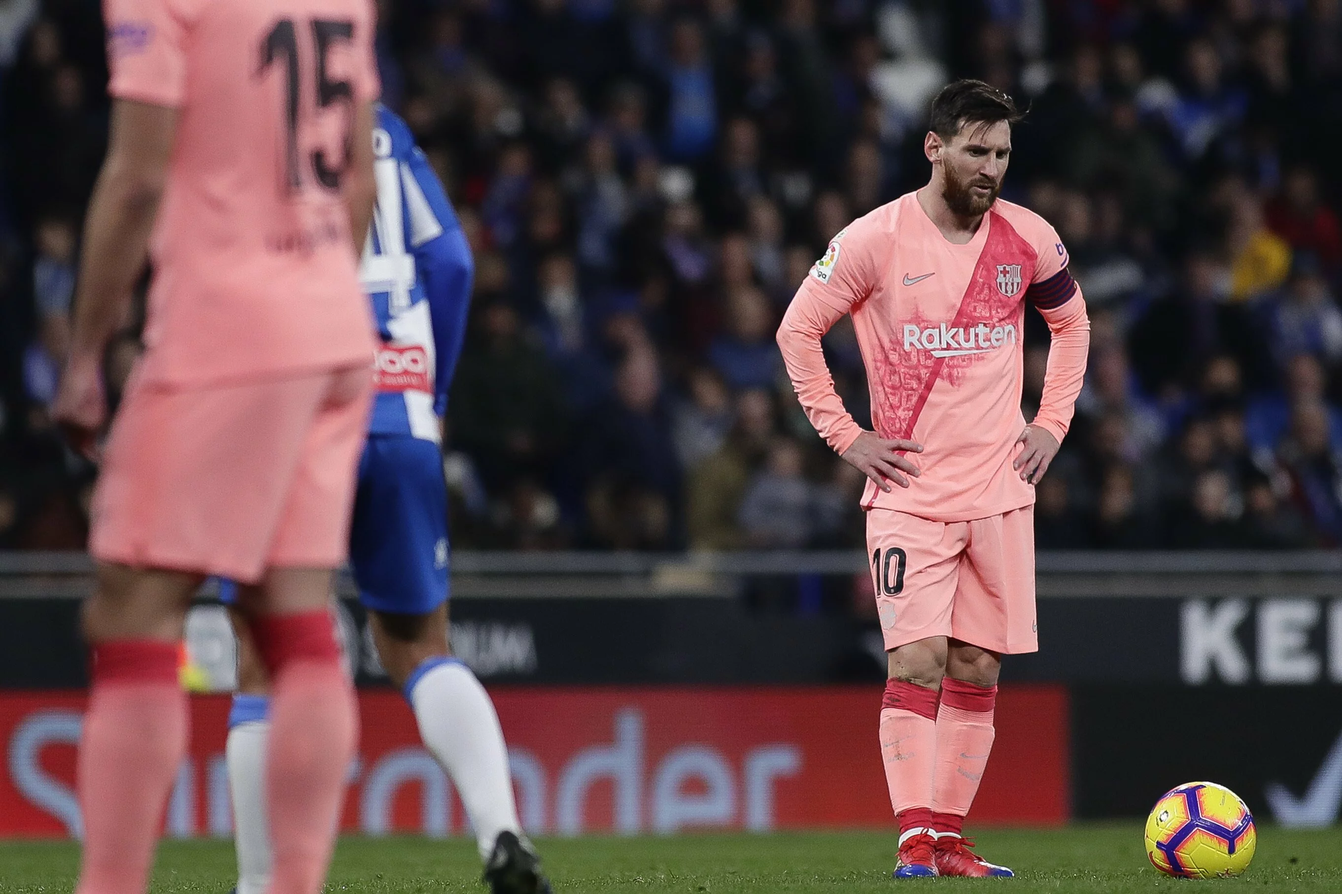 Compilation Shows Messi Is Adept At Scoring All Sorts Of Free Kicks - FootyNews.co.uk